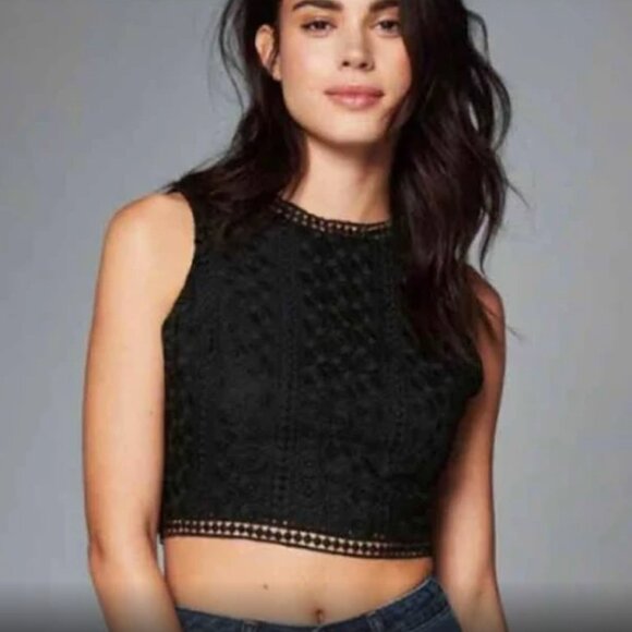 Abercrombie and Fitch Black Crochet Lace Exposed Back zipper Tank Size S - Picture 1 of 5